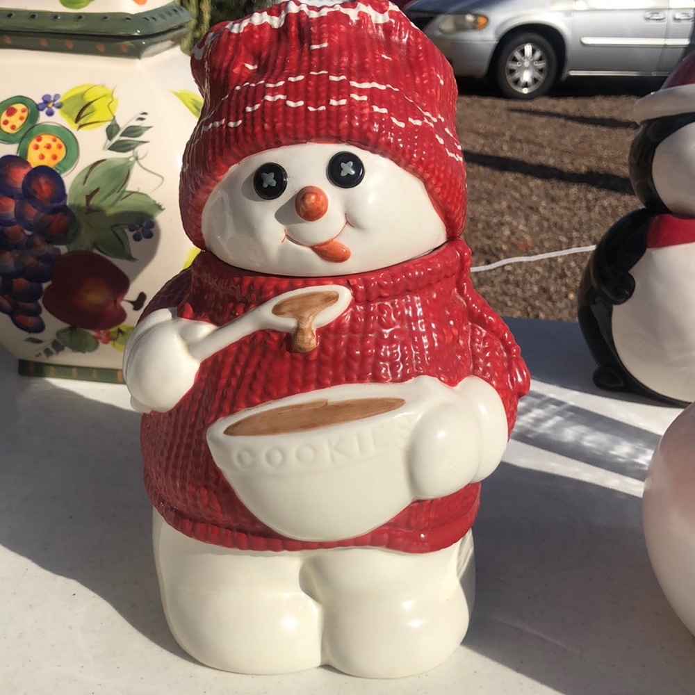 Department 56 Billy Buttons Cookie Jar 2002 Retired  Snowman Red